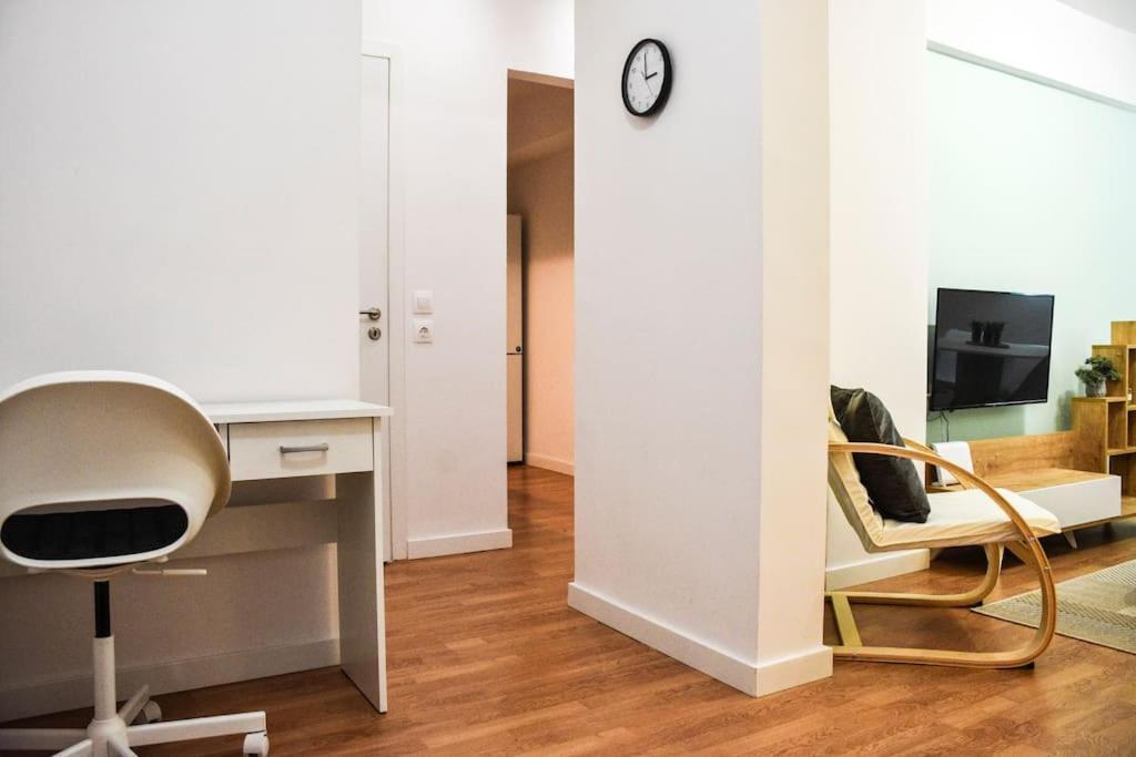 אתונה Newly Renovated-City Center Apartment מראה חיצוני תמונה